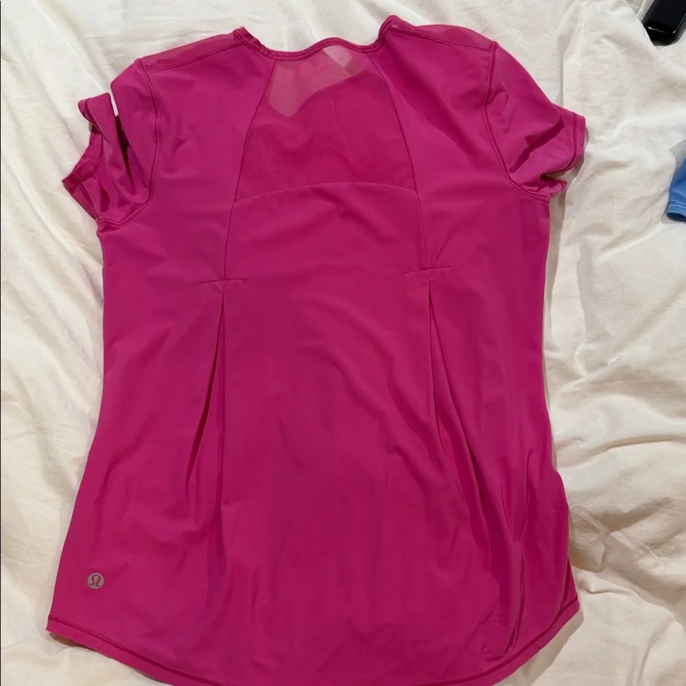 Lululemon 2 Sculpt Short-sleeve Women's Pink and Blue Tops - Picture 7 of 7
